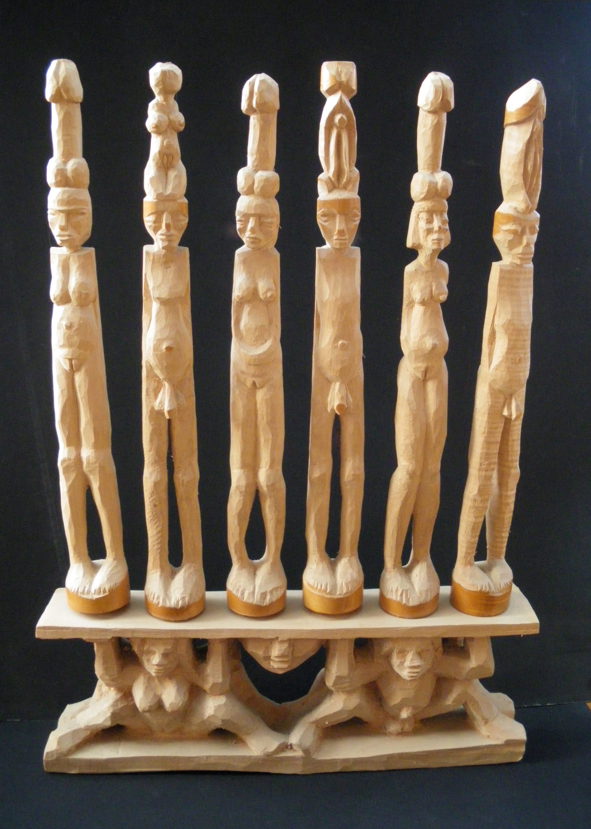 Erotisches Altarchen, Buchen