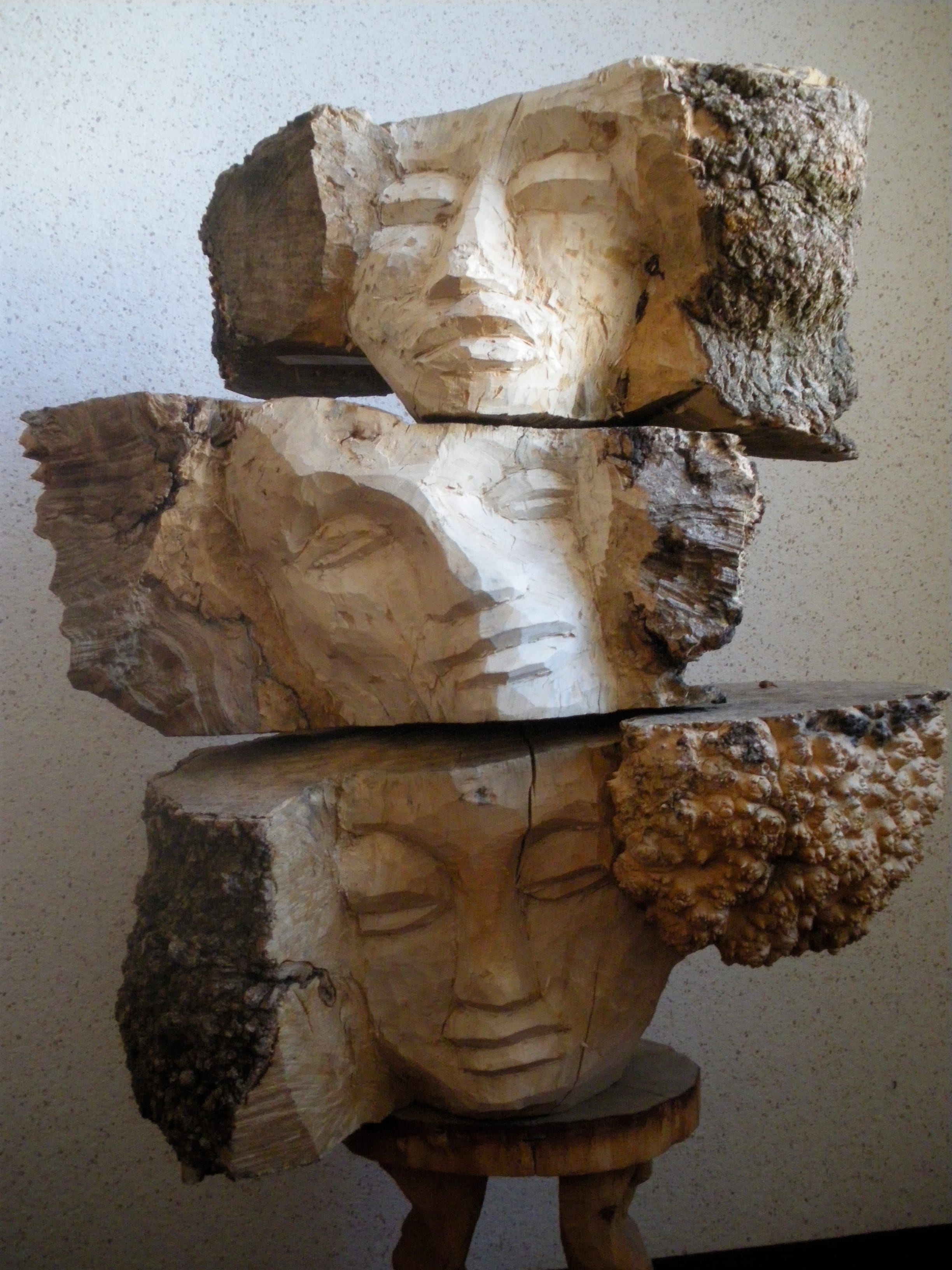 Die Koepfe der 3 Grazien, Esch